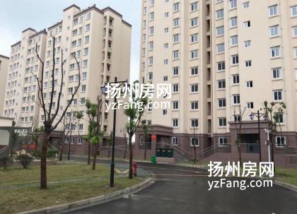 江都天山馨村新房急售 全款价优 含车库一间17平。可更名。