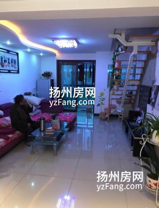 大上海国际公寓 顶复，难得的好户型，房间够大，采光无敌